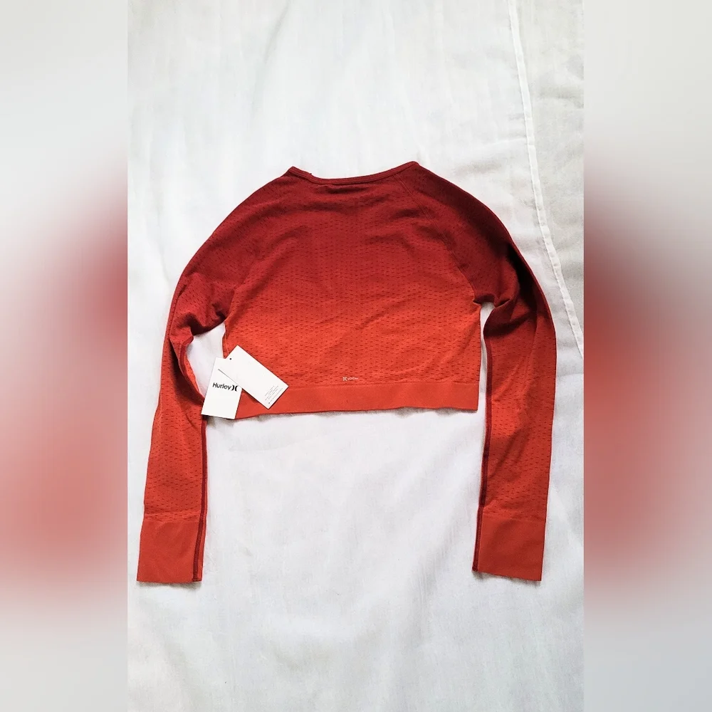 NWT! Seamless Workout/Yoga Hurley Long Sleeve Women's Fitness Crop Top Medium - Picture 8 of 16